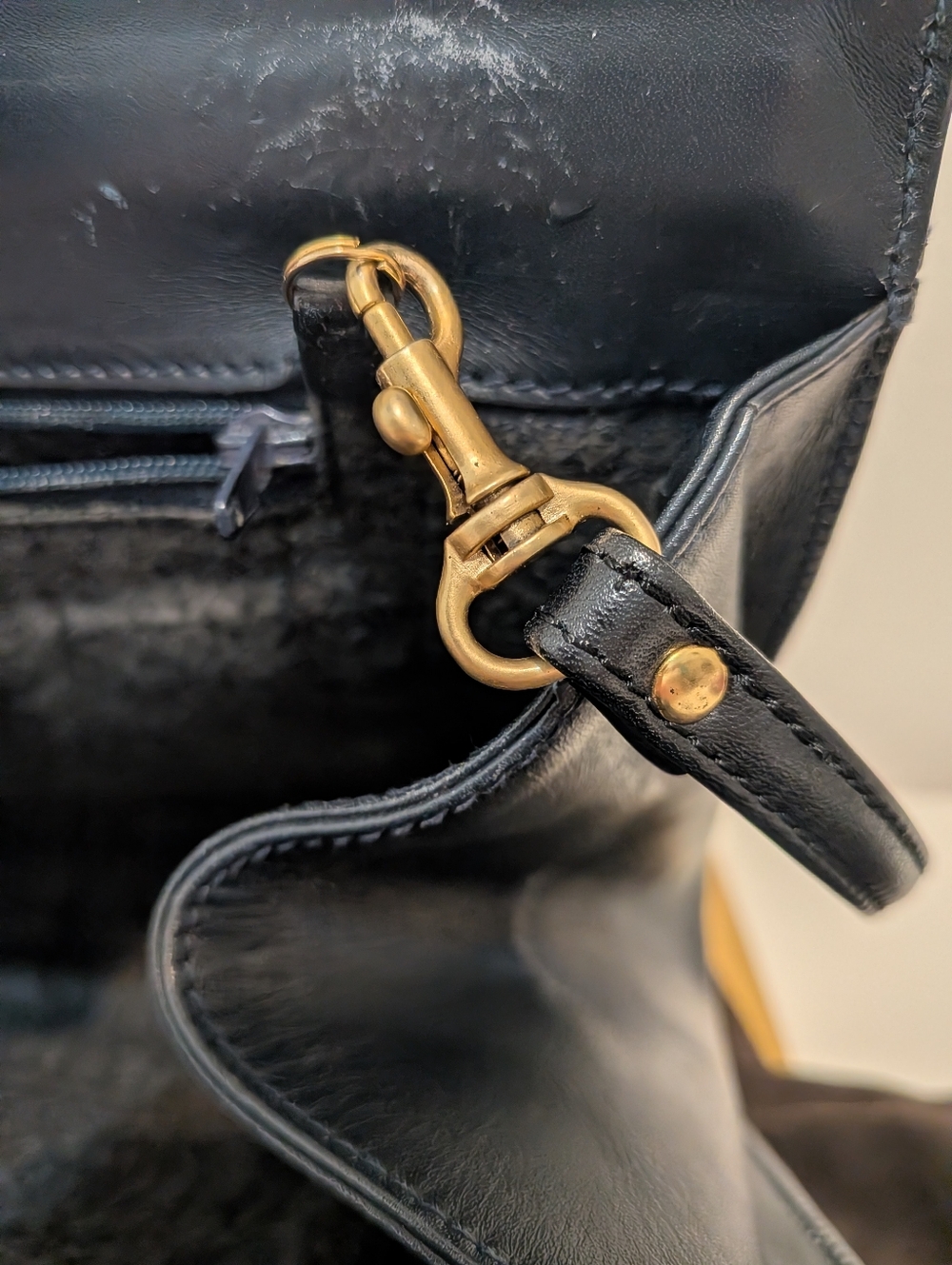 Gucci Micro GG Supreme 2-Way Shoulder Bag - VINTAGE - Picture 10 of 13